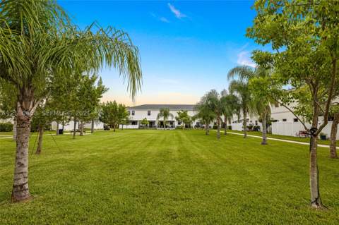 1150 SW 6th Ave, Florida City FL - photo 18 of 52