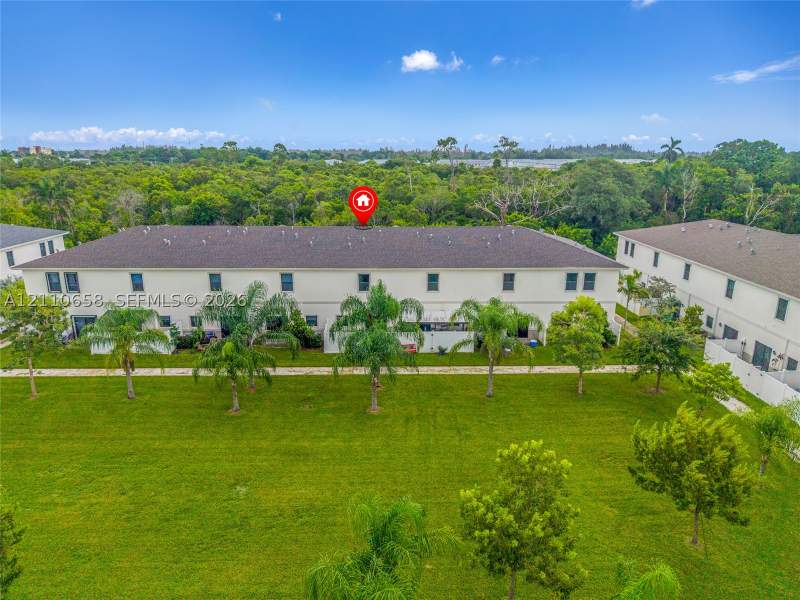 3 bedroom Townhouse at 1150 SW 6th Ave, Regal Palm Subdivision, Florida City — photo 5