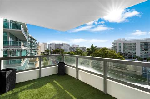 9261 E Bay Harbor Dr 607, Bay Harbor Islands FL - photo 14 of 42