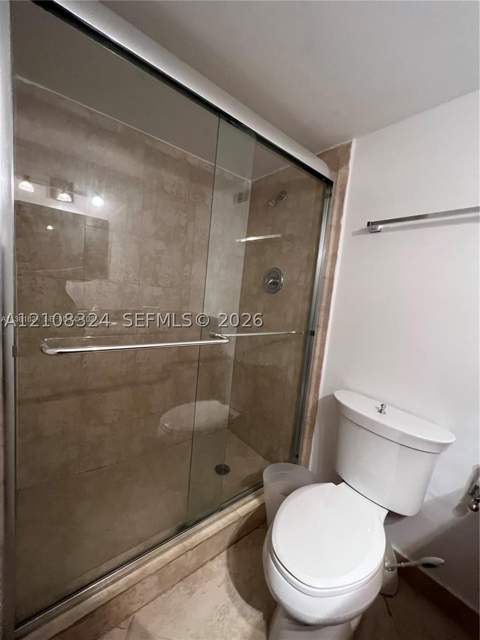 6039 Collins Ave 1208, Miami Beach FL - photo 11 of 38
