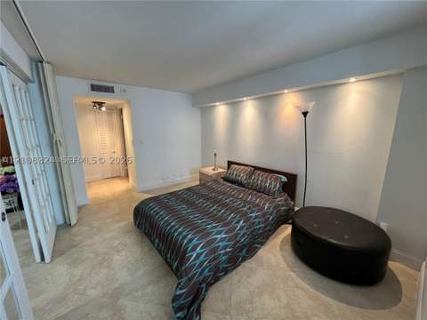 6039 Collins Ave 1208, Miami Beach FL - photo 13 of 38