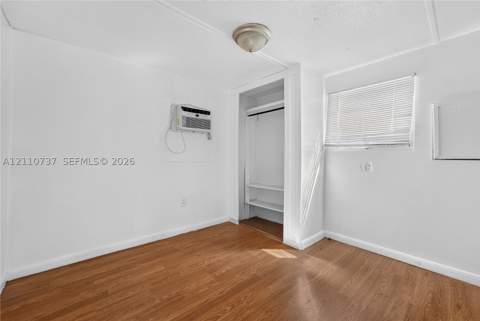 2221 NE 136 Ln, North Miami Beach FL - photo 10 of 18