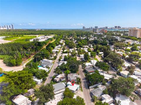 2221 NE 136 Ln, North Miami Beach FL - photo 16 of 18