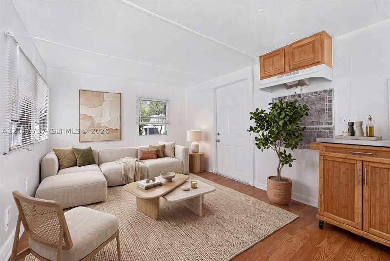 1 bedroom MobileHome at 2221 NE 136 Ln, Trailer City, North Miami Beach — photo 3