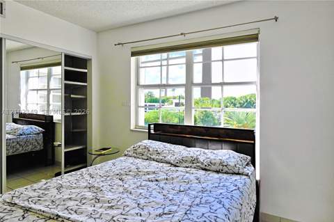 2600 Collins Ave 308, Miami Beach FL - photo 8 of 15