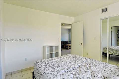 2600 Collins Ave 308, Miami Beach FL - photo 9 of 15
