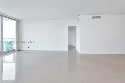 1000 West Ave 510, Miami Beach FL - photo 8 of 39