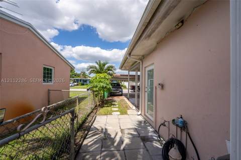 4480 NW 176th St, Miami Gardens FL - photo 8 of 31