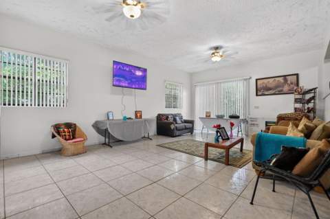 1385 NE 131st Street, North Miami FL - photo 10 of 48