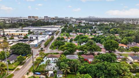 1385 NE 131st Street, North Miami FL - photo 7 of 48