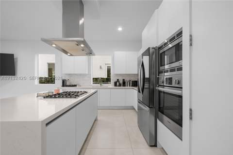 10054 NW 76th Ter, Doral FL - photo 16 of 57