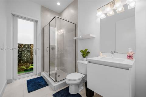 10054 NW 76th Ter, Doral FL - photo 21 of 57