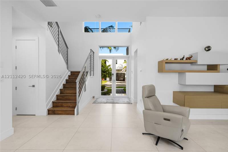 4 bedroom SingleFamilyResidence at 10054 NW 76th Ter, Doral Commons Residential, Doral — photo 5