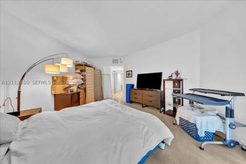 16445 Collins Ave 222, Sunny Isles Beach FL - photo 18 of 29