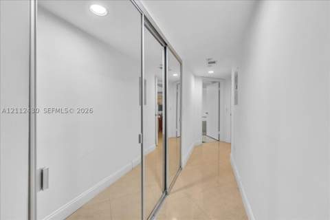 16445 Collins Ave 222, Sunny Isles Beach FL - photo 19 of 29