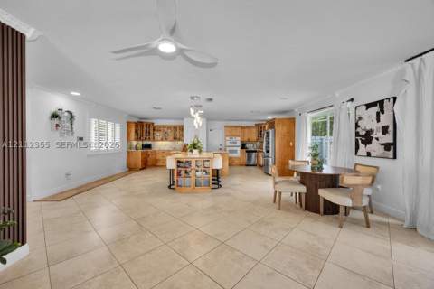 8815 SW 160th St, Palmetto Bay FL - photo 14 of 31