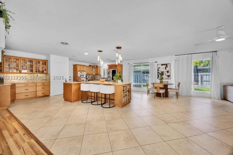 4 bedroom SingleFamilyResidence at 8815 SW 160th St, Coral Reef Estates, Palmetto Bay — photo 4