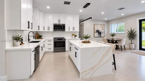 17781 SW 113th Ave, Miami FL - photo 13 of 19