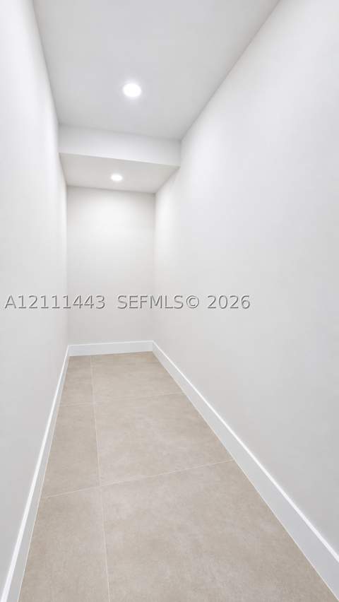 17781 SW 113th Ave, Miami FL - photo 7 of 19