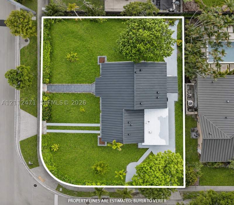 3 bedroom SingleFamilyResidence at 1000 SW 62nd Ave, Alameda, West Miami — photo 3