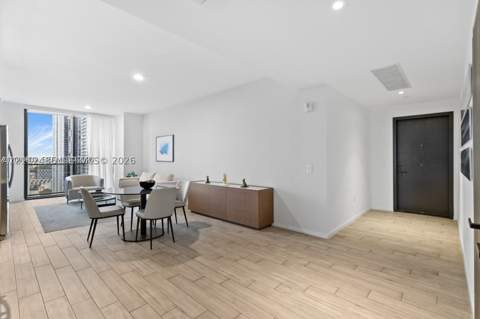 398 NE 5th St 1518, Miami FL - photo 14 of 31