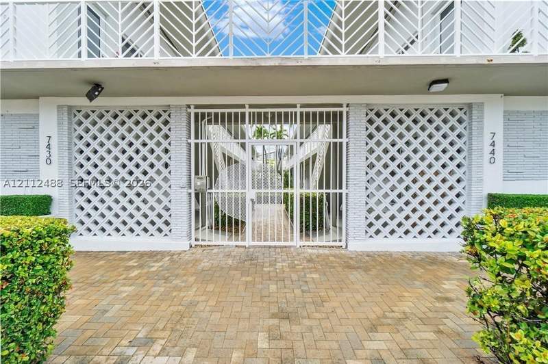 1 bedroom Condominium at 7430 Byron Ave 9A, The Corvette Condo, Miami Beach — photo 3