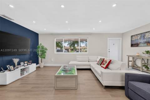2700 SW 96th Ave, Miami FL - photo 10 of 39