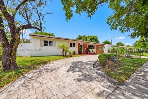 2700 SW 96th Ave, Miami FL - photo 7 of 39