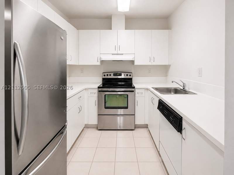 3 bedroom Townhouse at 20759 SW 80th Pl, Saga Bay Townhomes 1st Ad, Cutler Bay — photo 2