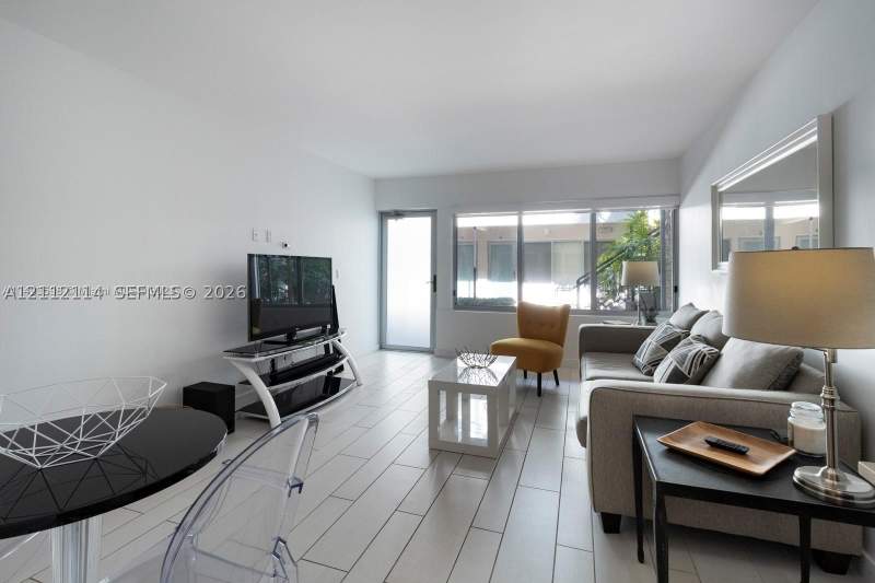1 bedroom Condominium at 2130 Park Ave 5, Park Villas Condo, Miami Beach — photo 4