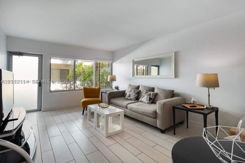 1 bedroom Condominium at 2130 Park Ave 5, Park Villas Condo, Miami Beach — photo 5