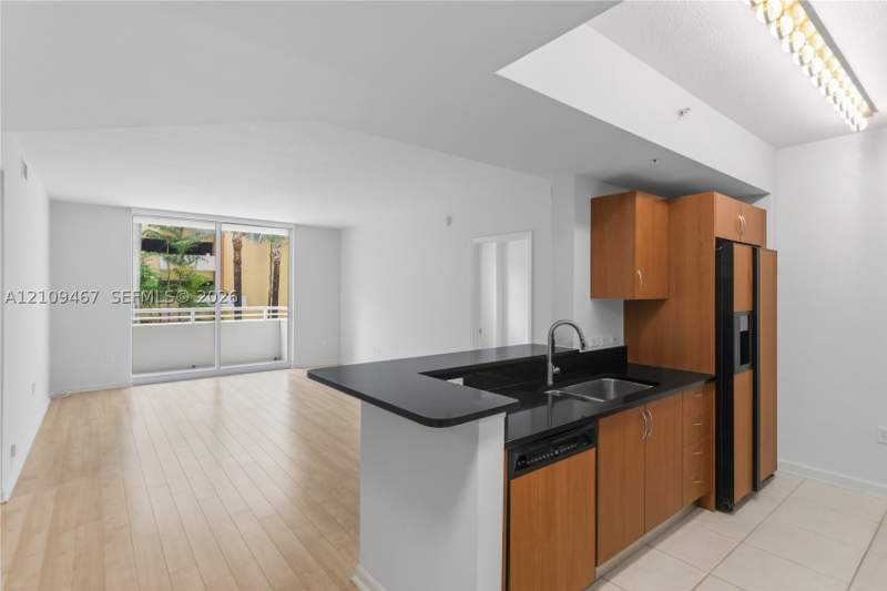 2 bedroom Condominium at 18800 NE 29th Ave 226, Venture At Aventura East, Aventura — photo 5