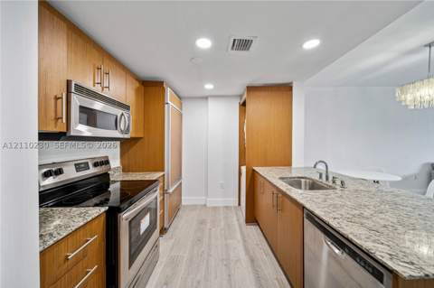 10275 Collins Ave 224, Bal Harbour FL - photo 6 of 27