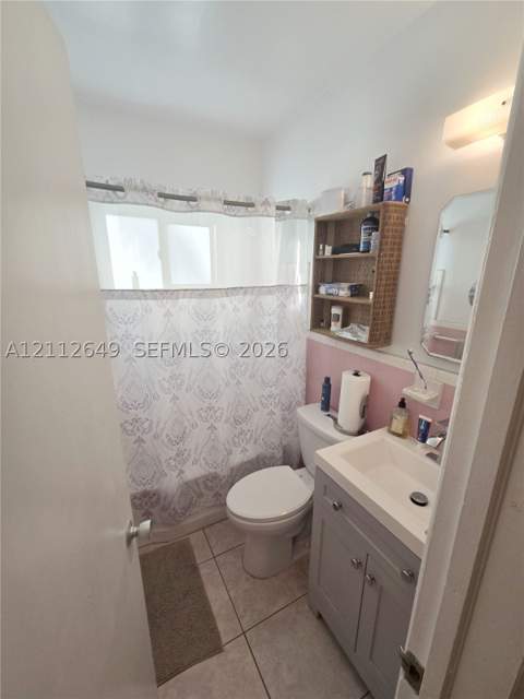 1698 NE 177th St, North Miami Beach FL - photo 10 of 14