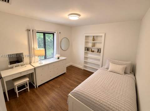 2040 NW 14th St, Miami FL - photo 13 of 23