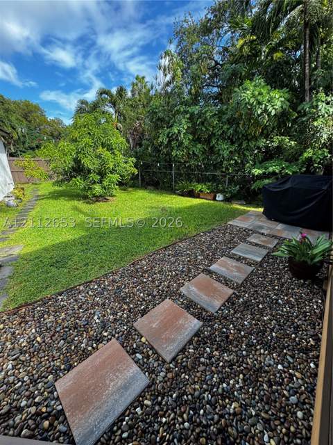 2040 NW 14th St, Miami FL - photo 18 of 23
