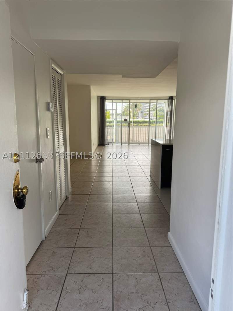 1 bedroom Condominium at 1770 NE 191st St 104-1, Jade Winds Group -, Miami — photo 5