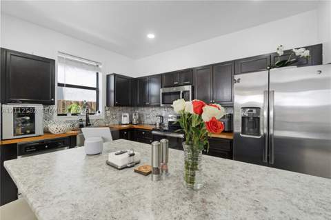 241st 11836 SW, Homestead FL - photo 12 of 52