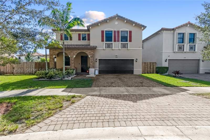 4 bedroom SingleFamilyResidence at 241st 11836 SW, Silver Palm Southwest, Homestead — photo 2
