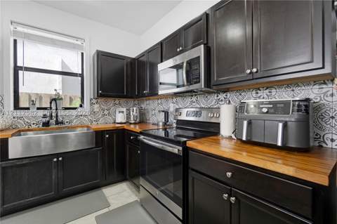 241st 11836 SW, Homestead FL - photo 8 of 52