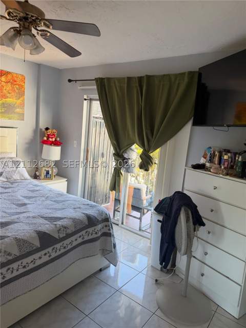1655 W 44th Pl 435, Hialeah FL - photo 12 of 12