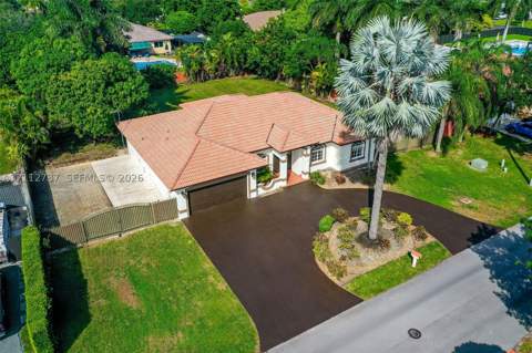 27902 SW 159th Ct, Homestead FL - photo 8 of 43