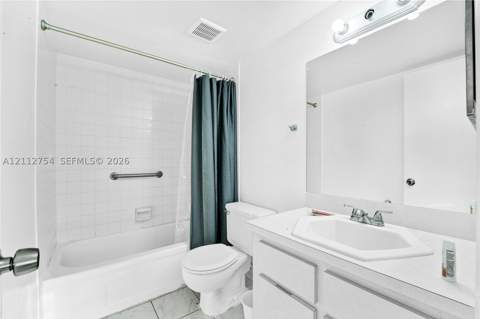 2570 W 67th Pl 14-2, Hialeah FL - photo 15 of 29