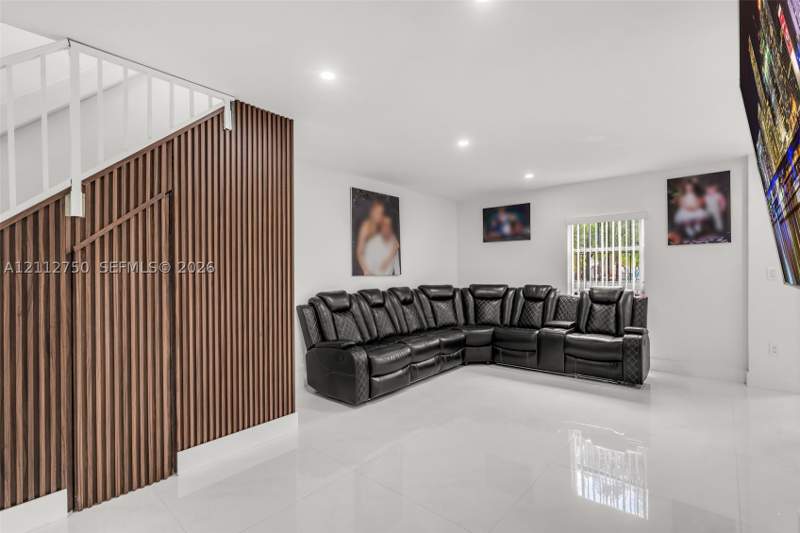 3 bedroom Townhouse at 8775 Park Blvd 111, Fernwoods Condo No 1, Miami — photo 2
