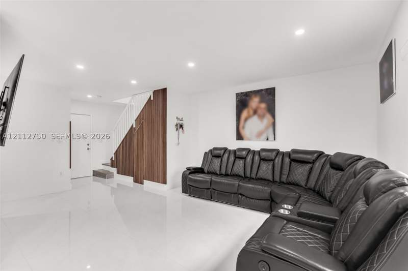 3 bedroom Townhouse at 8775 Park Blvd 111, Fernwoods Condo No 1, Miami — photo 4