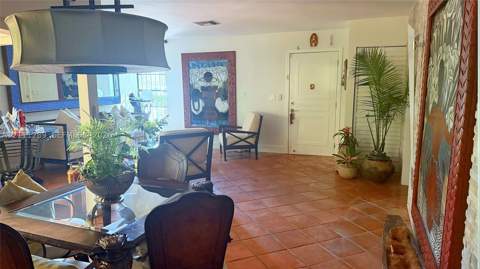 502 NW 98th Ct 502, Miami FL - photo 10 of 17