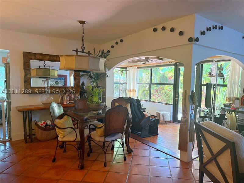 2 bedroom Townhouse at 502 NW 98th Ct 502, East Wind Lake Village, Miami — photo 2