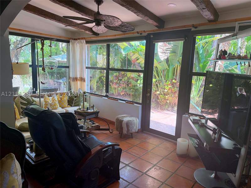 2 bedroom Townhouse at 502 NW 98th Ct 502, East Wind Lake Village, Miami — photo 3