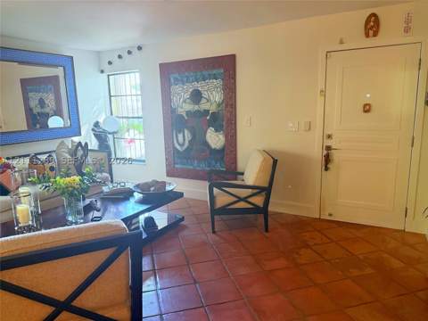 502 NW 98th Ct 502, Miami FL - photo 7 of 17
