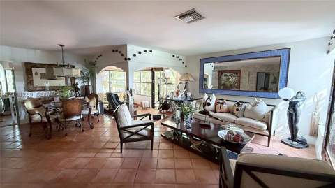 502 NW 98th Ct 502, Miami FL - photo 9 of 17